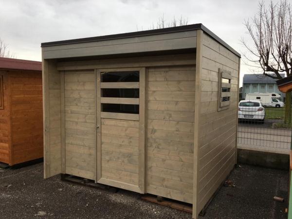 FOTO 60 casetta cubica moderna cm 270x275 con grondaia a scomparsa , impregnazione grigio black moon , guaina grigia, porta scorrevole euro 3790 iva compresa